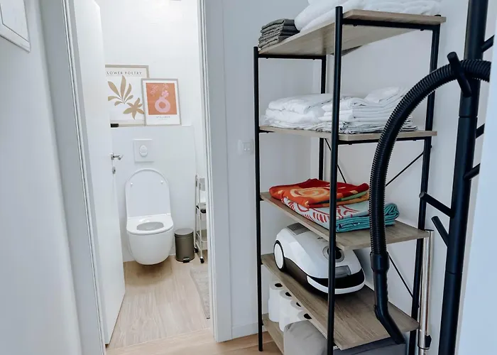 3 Bedroom La Casa Marcina Apartament