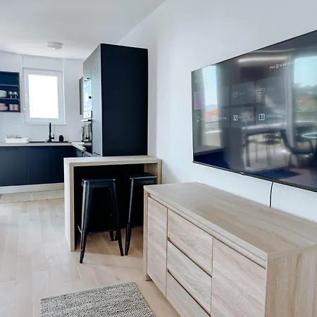 Appartement 3 Bedroom La Casa Marcina *