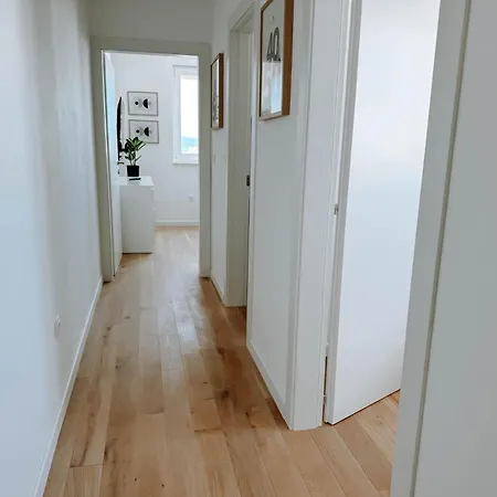 3 Bedroom La Casa Marcina 자다르